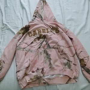 Cabela's pink sweatshirt🌸